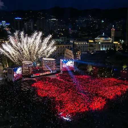 Johana Blloku In Amazing Location! Διαμέρισμα