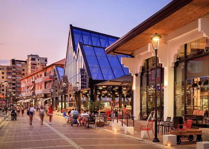 Διαμέρισμα Johana Blloku In Amazing Location!